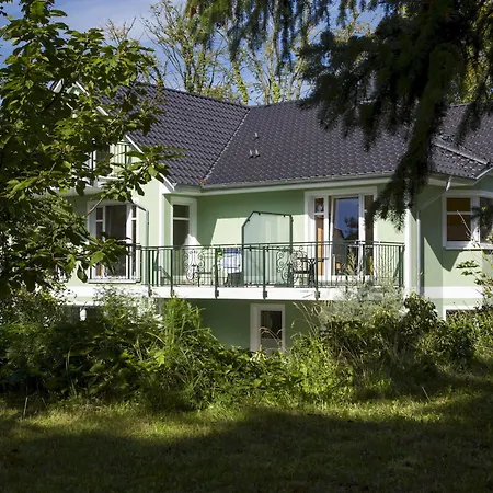 Inselparadies Daire Zingst